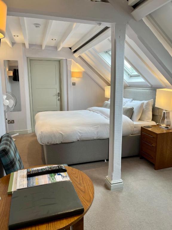 Castle Hotel & Apartments - Chambre Lit King-Size De Luxe