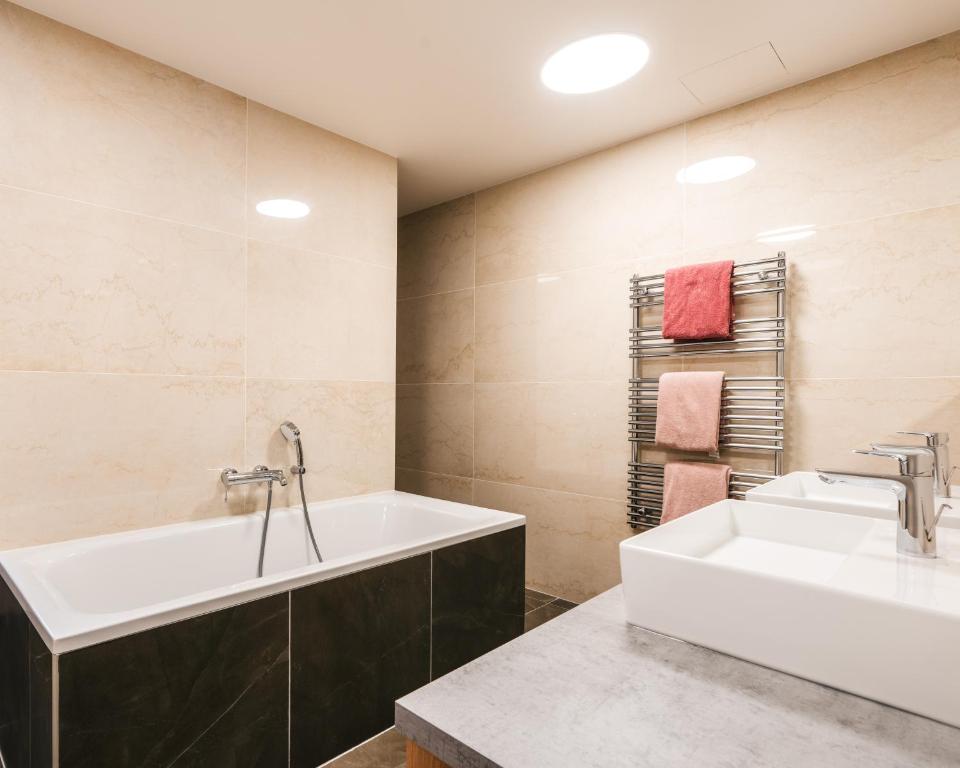 Koupelna v ubytování Molo Lipno resort luxusní apartmán 4kk