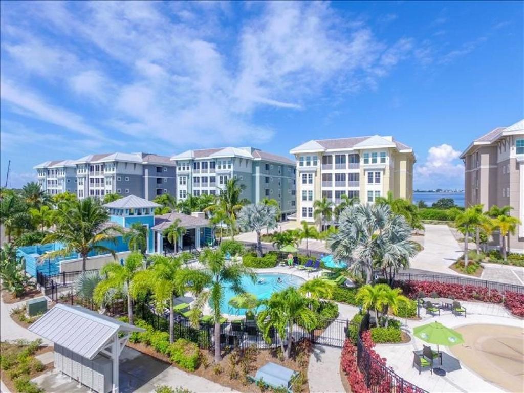 One Particular Harbour Lagoon View 395-103, Bradenton (updated prices 2026)