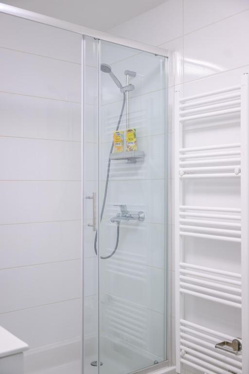 Crown Apartments - 8