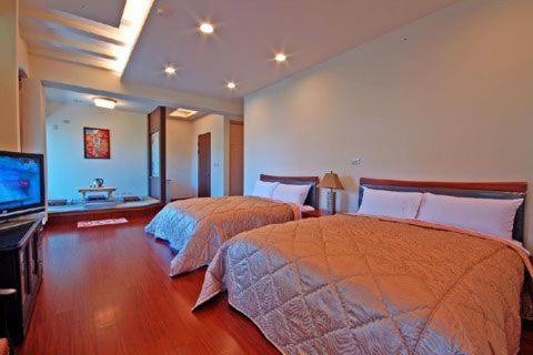 Ti Siang B&B - Chambre Quadruple Avec Salle De Bain