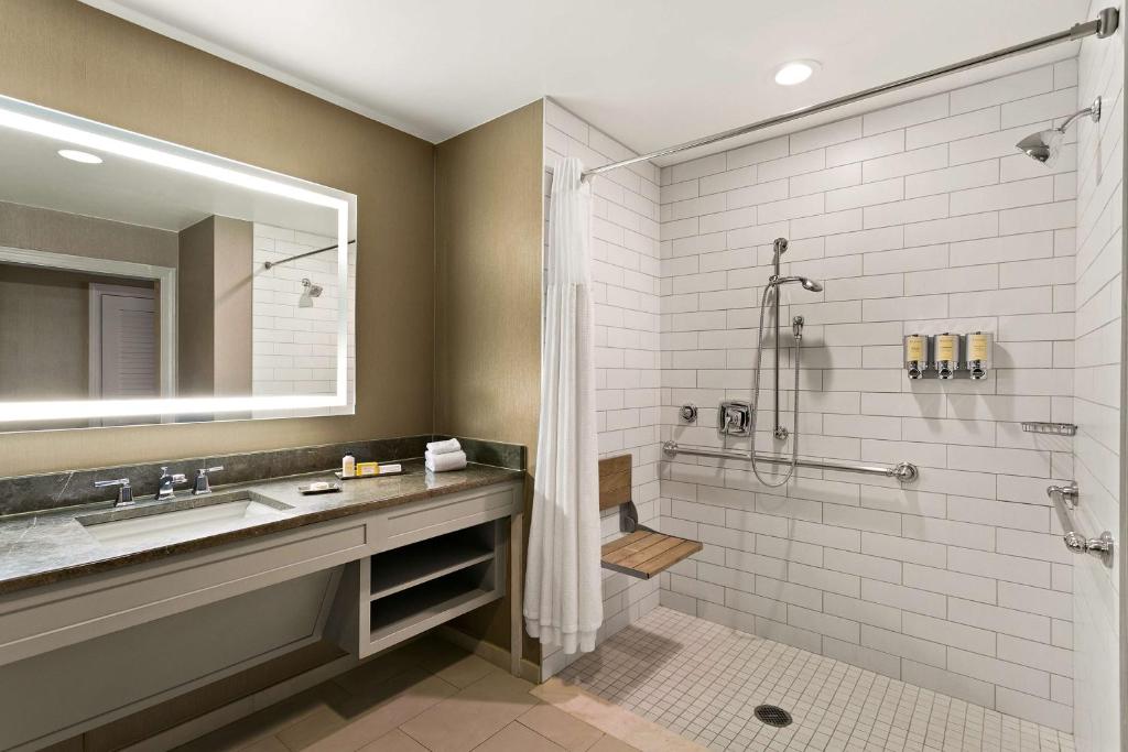 The Royal Sonesta Harbor Court Baltimore - 