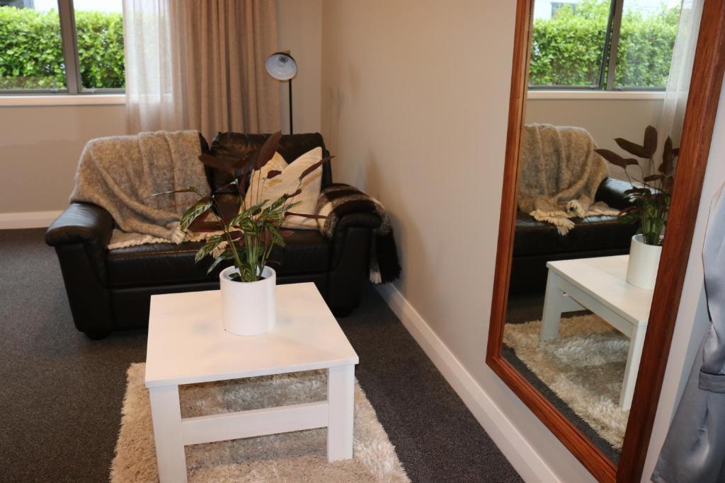 St Kilda Studio - Resim 9