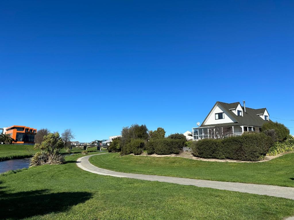 River Cottage - Resim 17