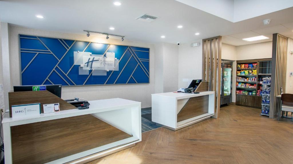 Holiday Inn Express- North Palm Beach and IHG Hotel photo