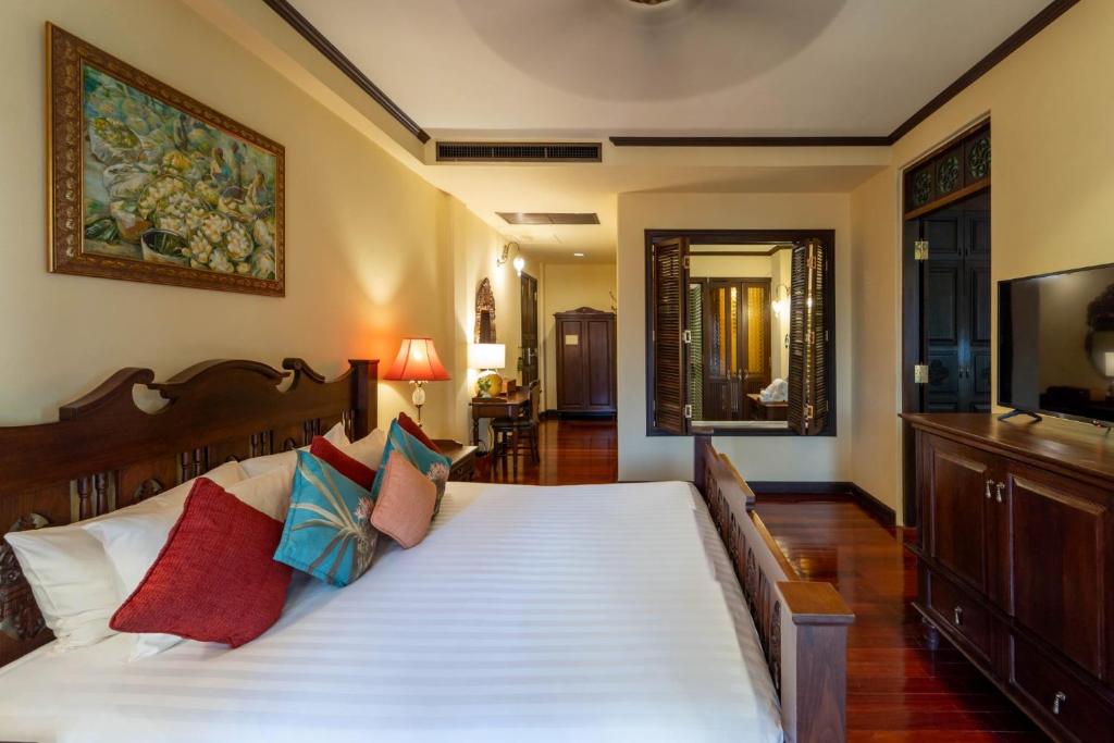 
Puripunn Family Room
