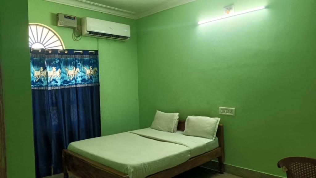 Kalinga Guest House Near KIIT UNIVERSITY BY MOR SERVICES, Bhubaneshwar