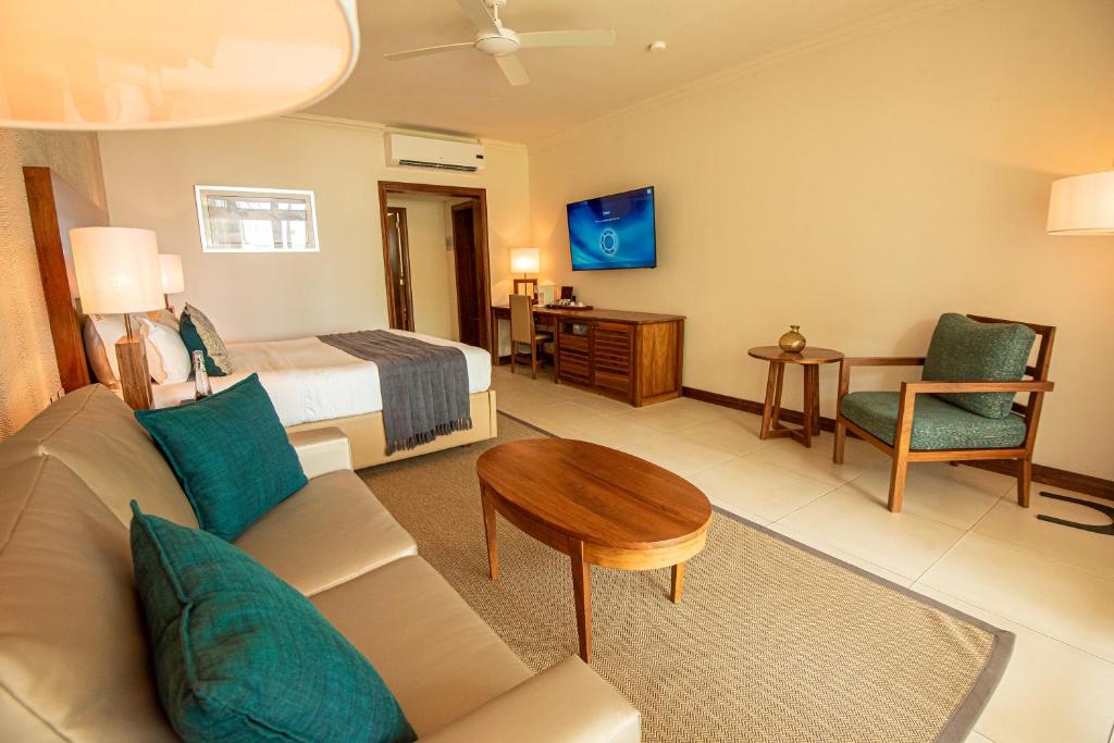 Sands Suites Resort & Spa - 11