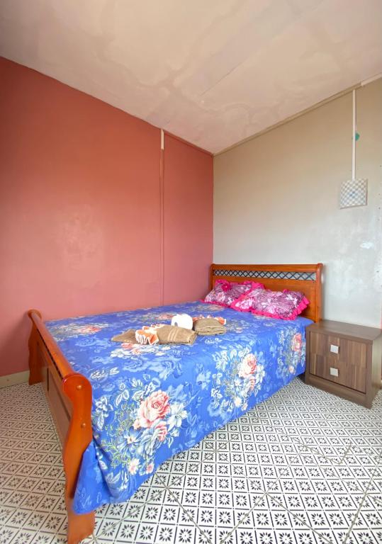 Postel nebo postele na pokoji v ubytování La Rosedepine chez Mariani chez l'habitant