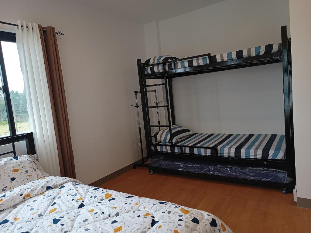Postel nebo postele na pokoji v ubytování Casa Devino - Discover the Perfect Condo Getaway in Luxury, Kareoke, Netflix, Free Parking