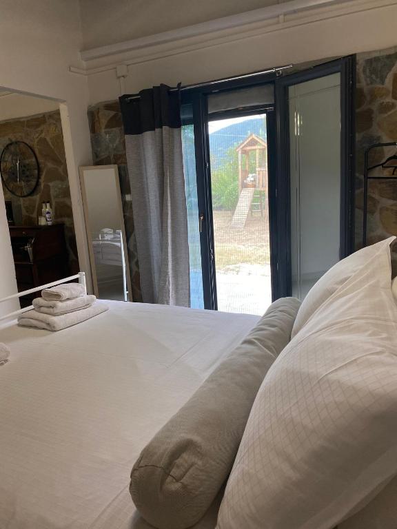 Spitaki - Casa De Una Habitación