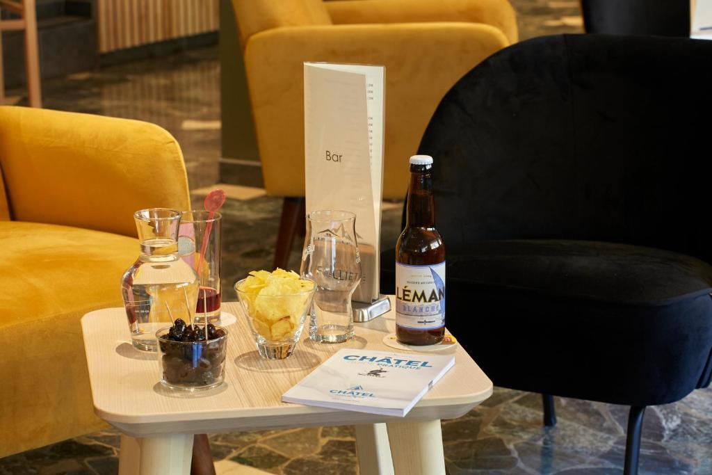 Nápoje v ubytování Hôtel Eliova l'Eau Vive