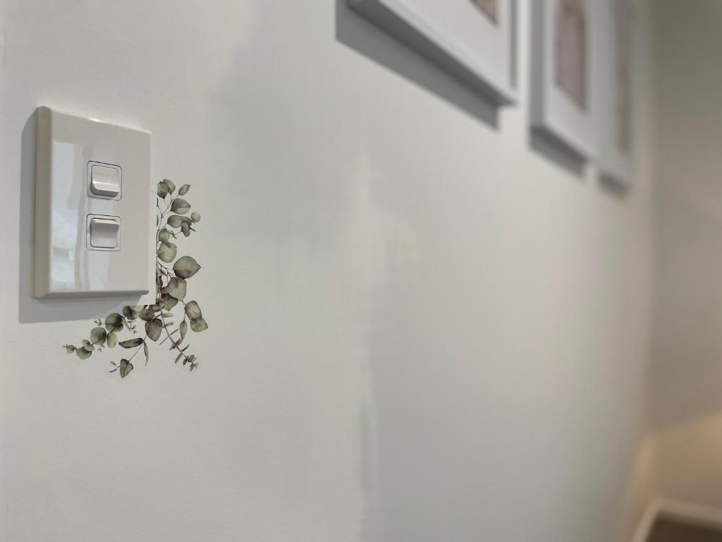 Luxury CBD 2 Bed Near Riverside Market Free Parking! - Resim 35