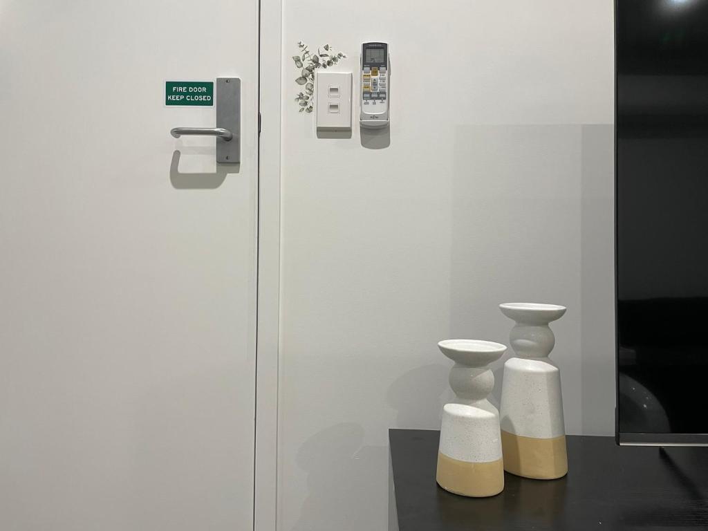 Luxury CBD 2 Bed Near Riverside Market Free Parking! - Resim 10