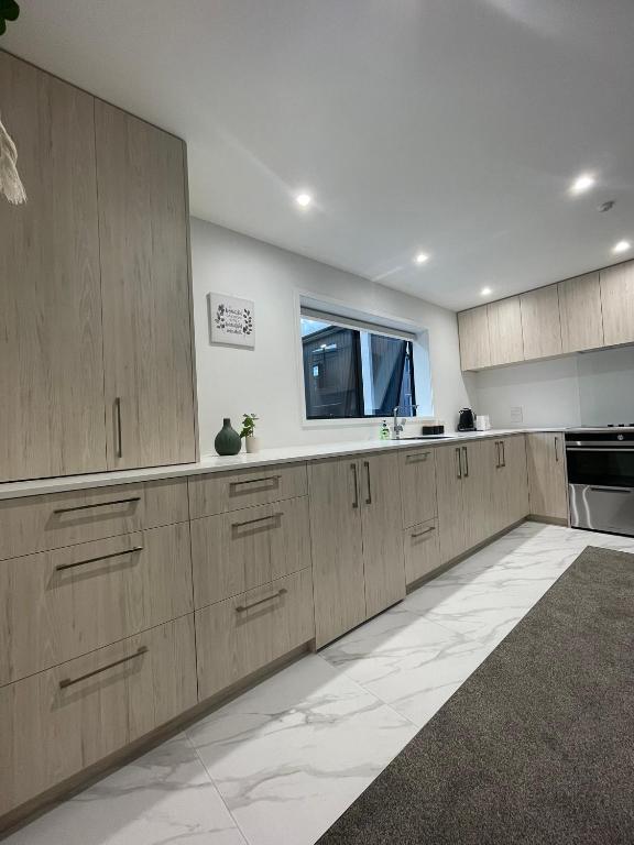 Luxury CBD 2 Bed Near Riverside Market Free Parking! - Resim 41
