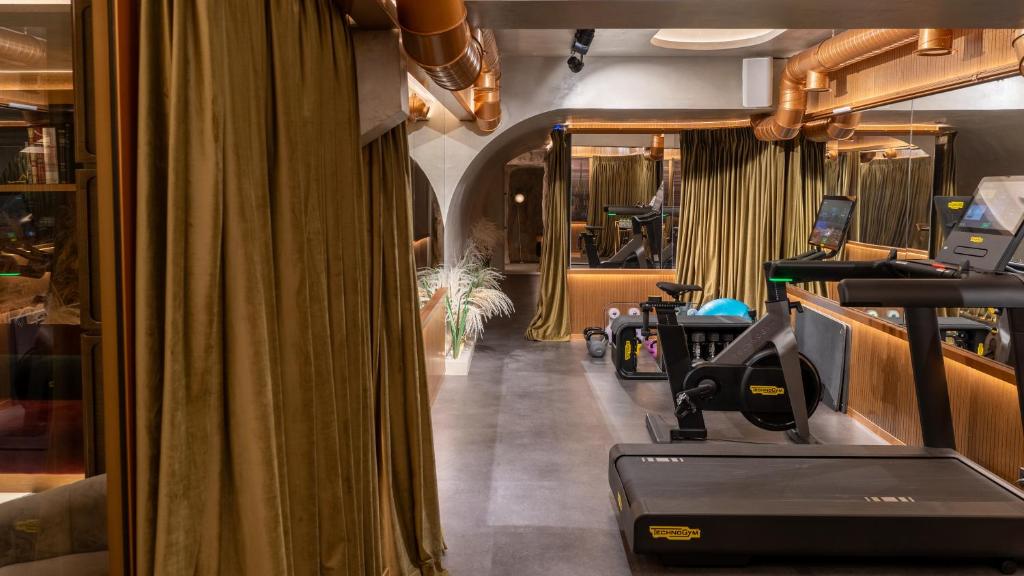 Fitness centrum a/nebo fitness zařízení v ubytování Gatsby Athens