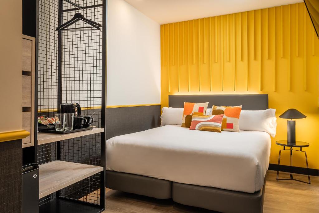 BYPILLOW Crosstown - Single Room