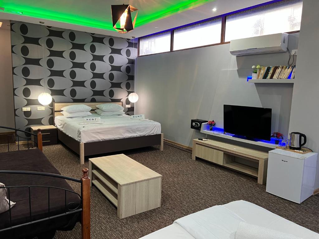 Postel nebo postele na pokoji v ubytování KENT hotel & Restaurant KENT beach