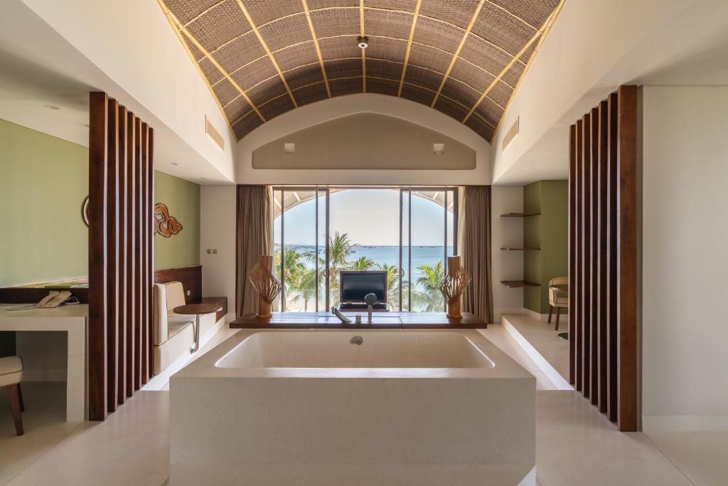 Suite Luxury Nhìn ra Biển