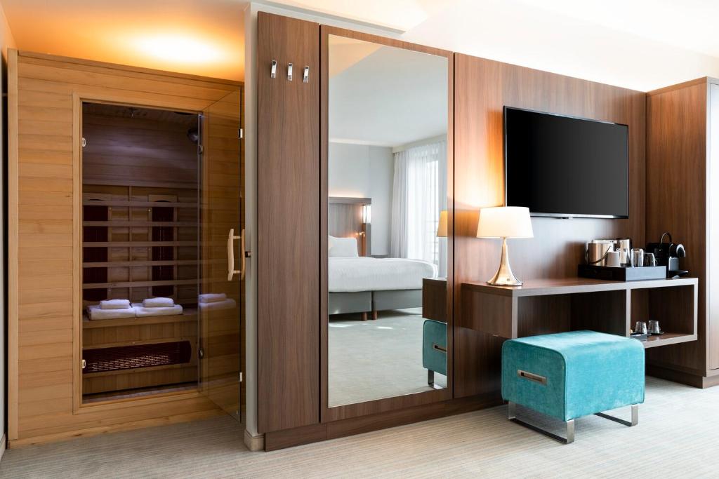 Postel nebo postele na pokoji v ubytování Courtyard by Marriott Brussels EU