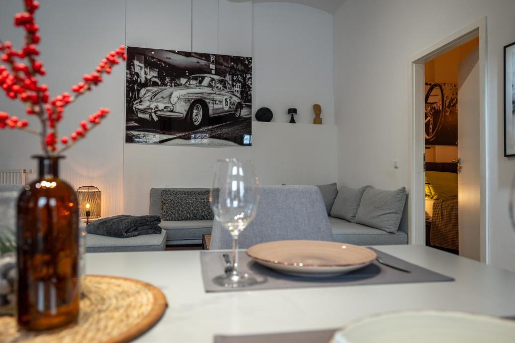 Posezení v ubytování SweetHome - Luxus pur - große Küche, Terrasse, Stellplatz, WiFi