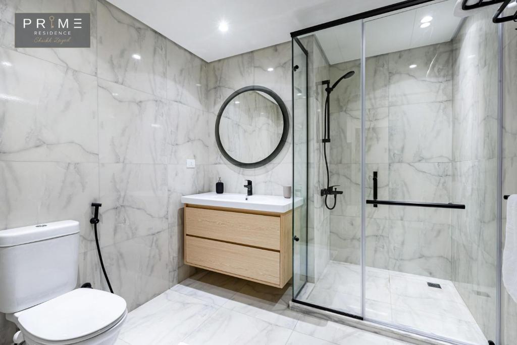 A bathroom at Prime Residence Sheikh Zayed
