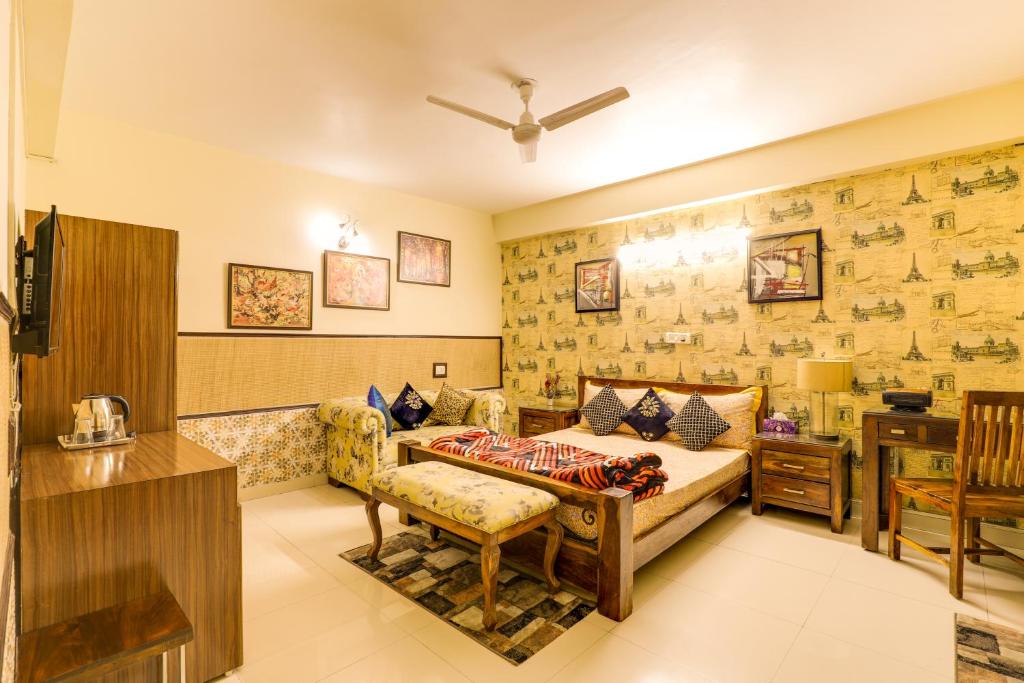 Posezení v ubytování House Of Comfort Greater Noida Luxury