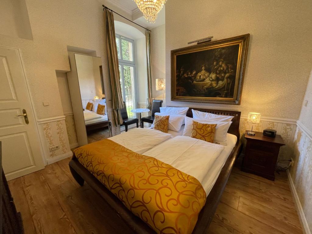 THE GATE GARDEN Hotel - Resim 2