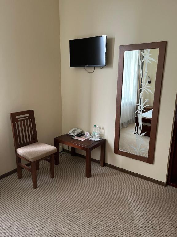 Rudison Hotel & Restaurant - Standard Double Room