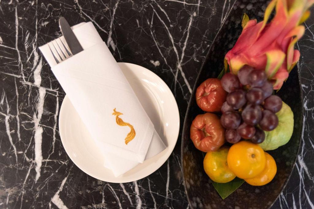 Ramada Plaza by Wyndham Chao Fah Phuket - Resim 26