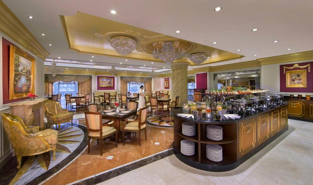 Royal Rose Abu Dhabi, a Curio Collection by Hilton Affiliated Hotel - Resim 25