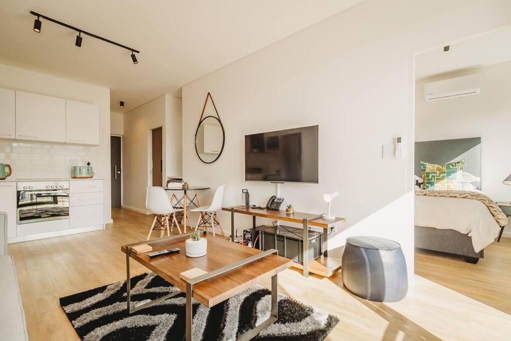 306 Le Jardin - Image 9