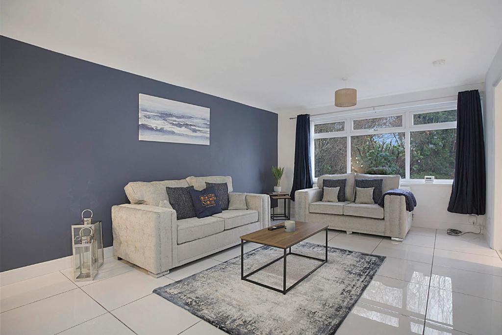 Istumisnurk majutusasutuses Sleek & Tranquil Corner on Durham Road, Sleeps 4