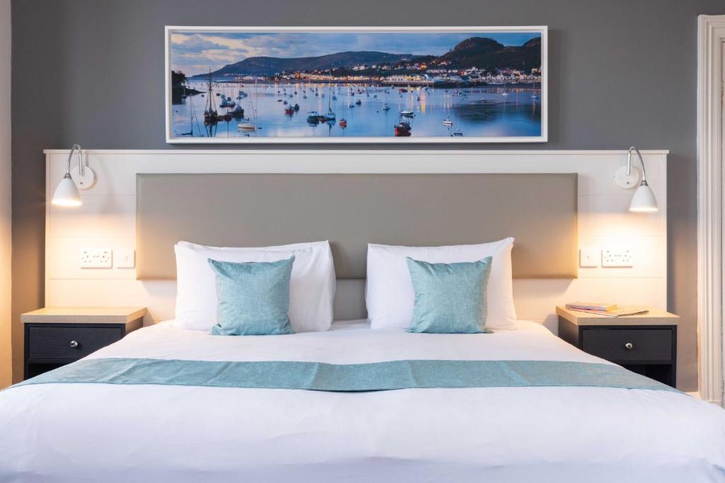 The Marine Hotel - Resim 30