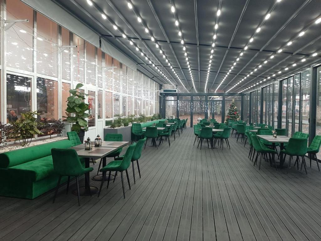 Restaurace v ubytování Hotel Padis
