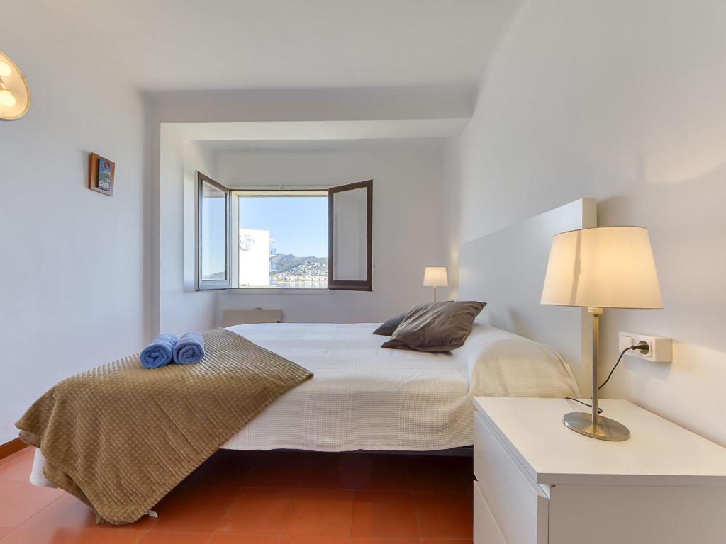 Posteľ alebo postele v izbe v ubytovaní Apartment Rhodas by Interhome
