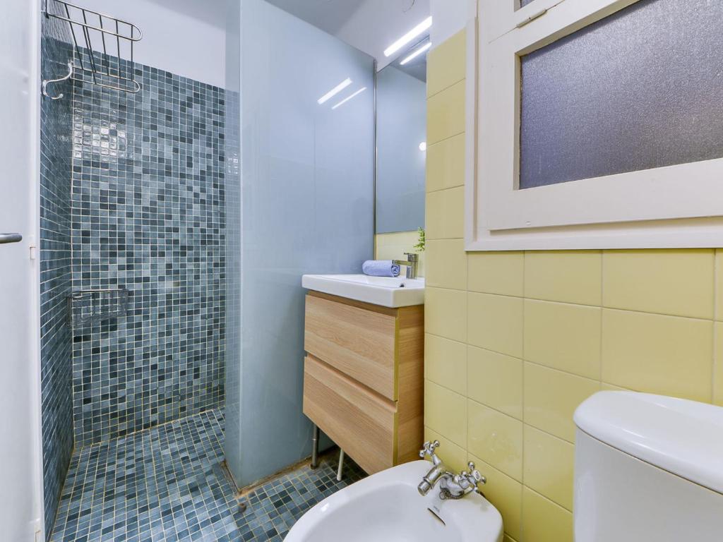 Kúpeľňa v ubytovaní Apartment Rhodas by Interhome