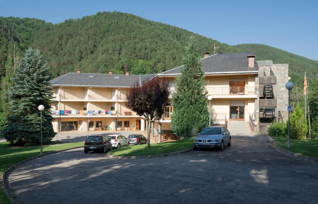 Nespecifikovaný výhled na hory nebo výhled na hory při pohledu z hostelu