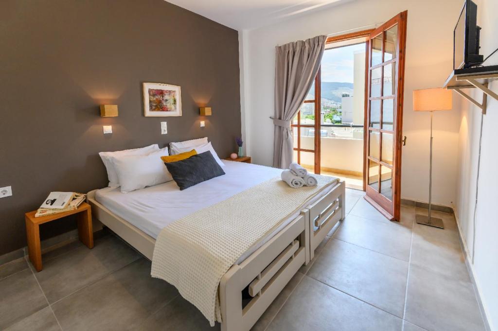 فضای داخلی Kos Infinity Suites در بدروم - تصویر ۳