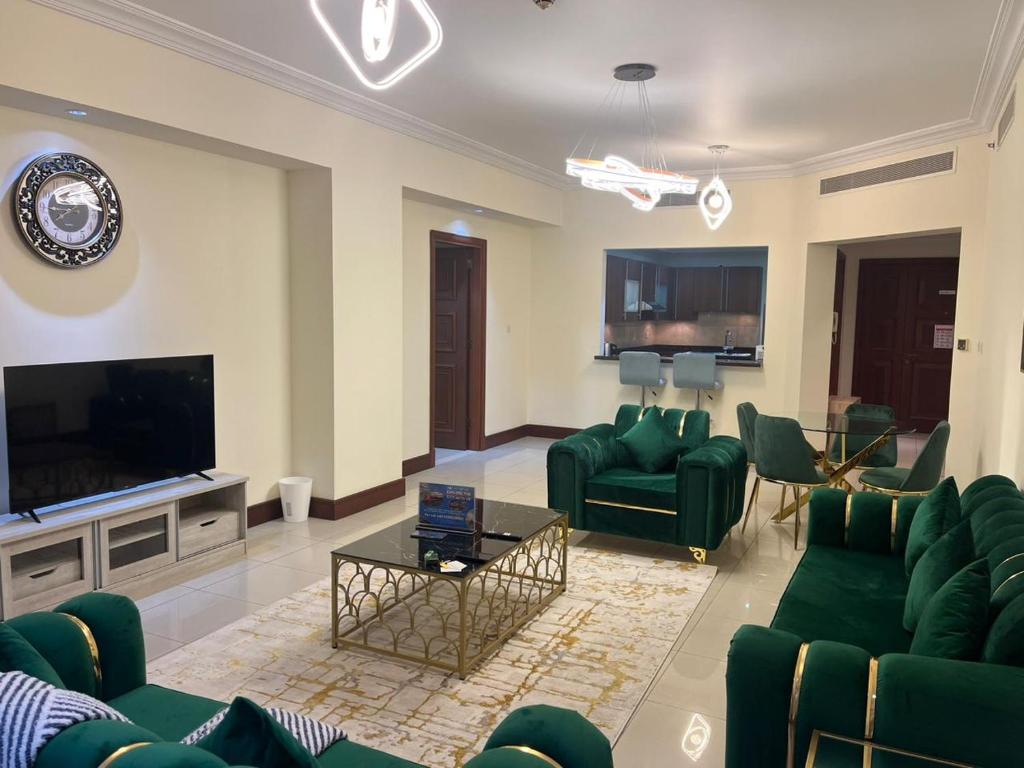 اقامت لوکس 2خوابه Palm Jumeirah در Golden Mile 10