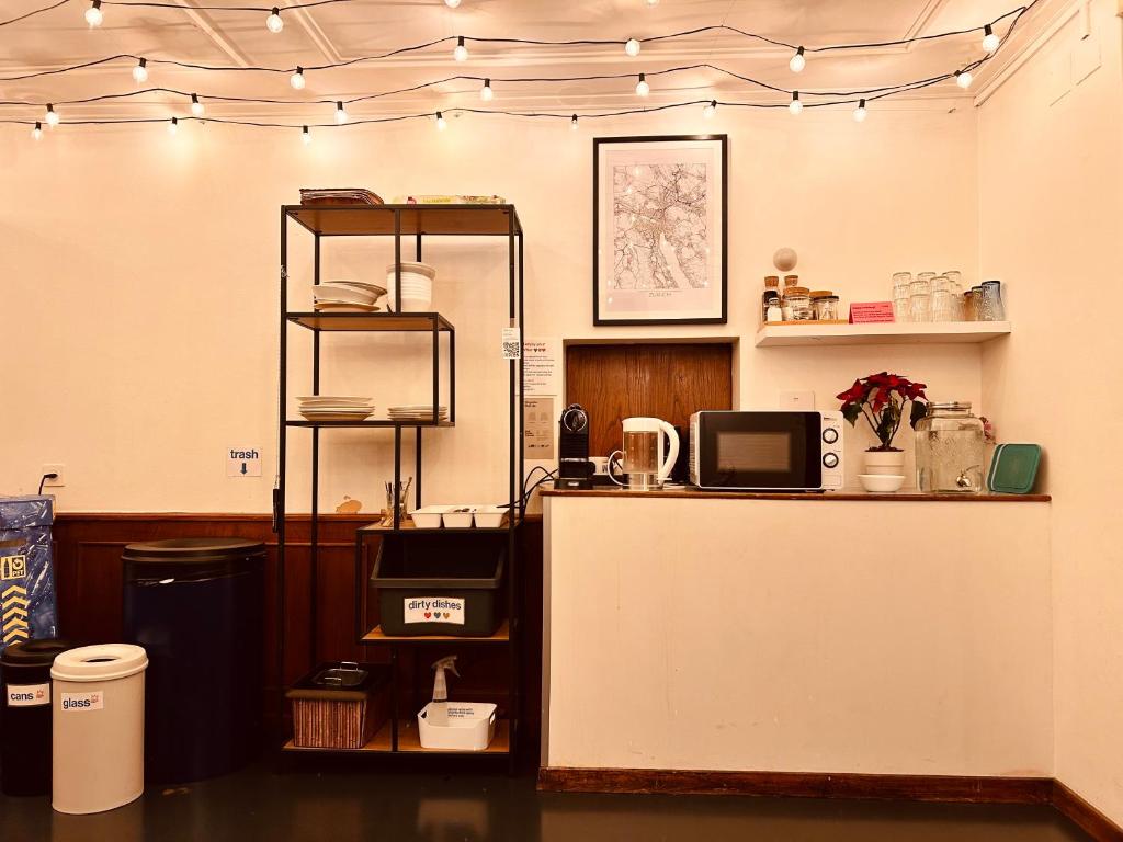 Pop Up Hotel Krone Zürich - Resim 38