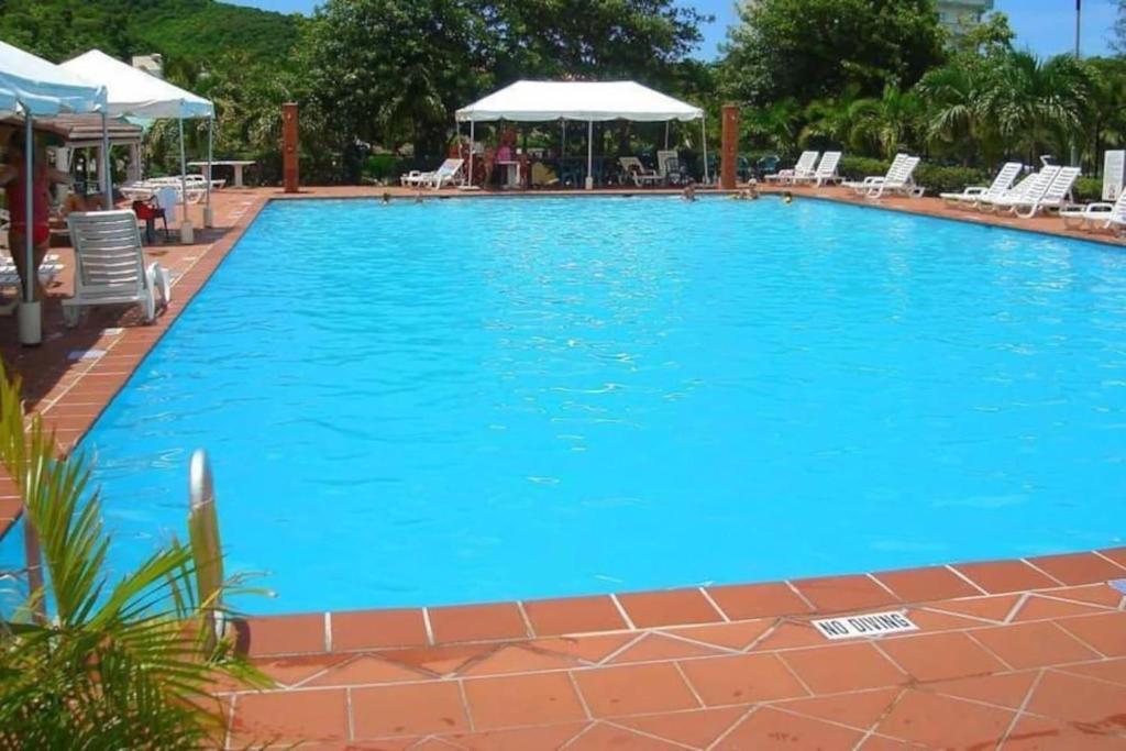 4 Guests - Stunning View - Pool - South Finger