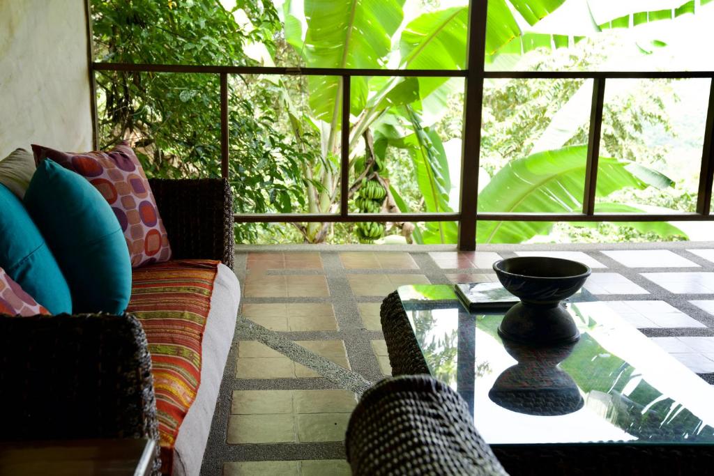 Posezení v ubytování Samai Lodge Holistic Living