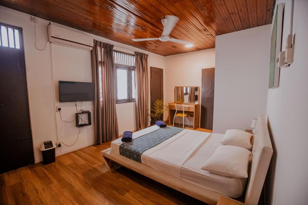 Drop Inn Hostels - 2