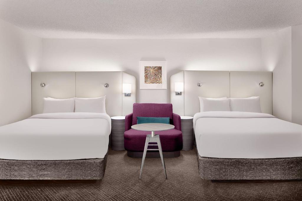 Crowne Plaza Atlanta Perimeter at Ravinia, an IHG Hotel - 