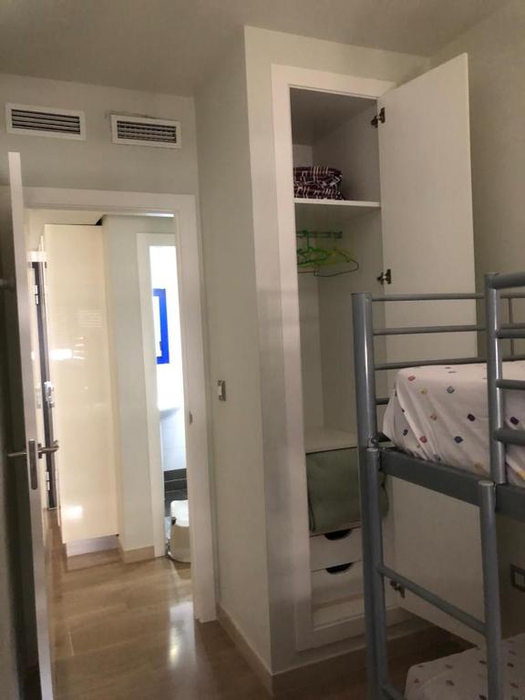 A bed or beds in a room at Apartamento Migdia-Moraira