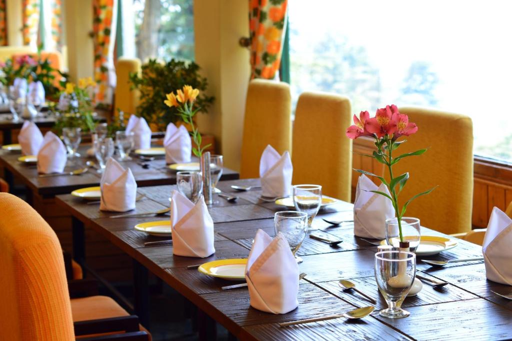 Restaurace v ubytování Honeymoon Inn Shimla