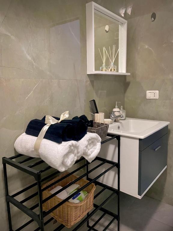Amar’s apartment - Image 3