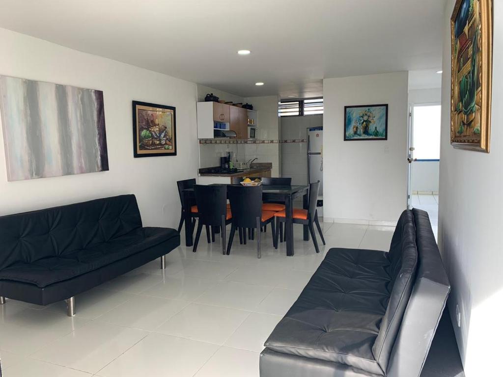 Apartamentos En Edificio Portofino ICDI - Apartamento De Dos Dormitorios