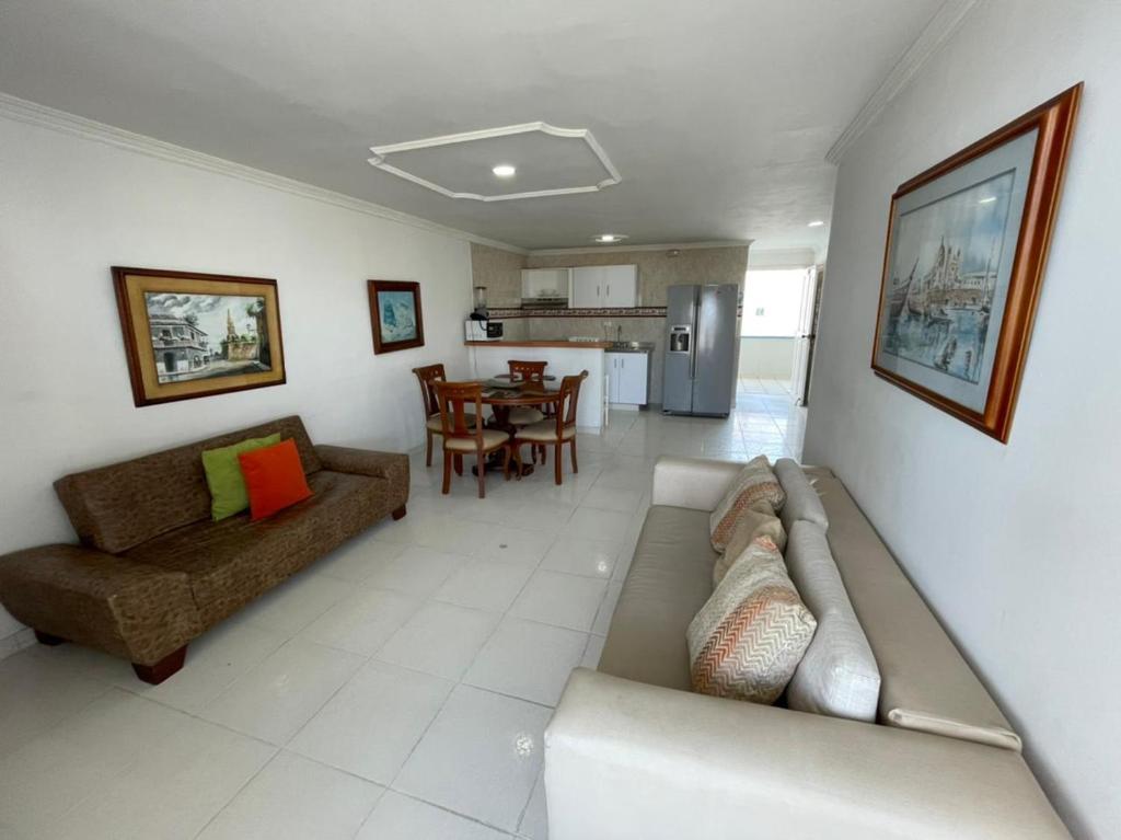 Apartamentos En Edificio Portofino ICDI - Apartamento De Dos Dormitorios